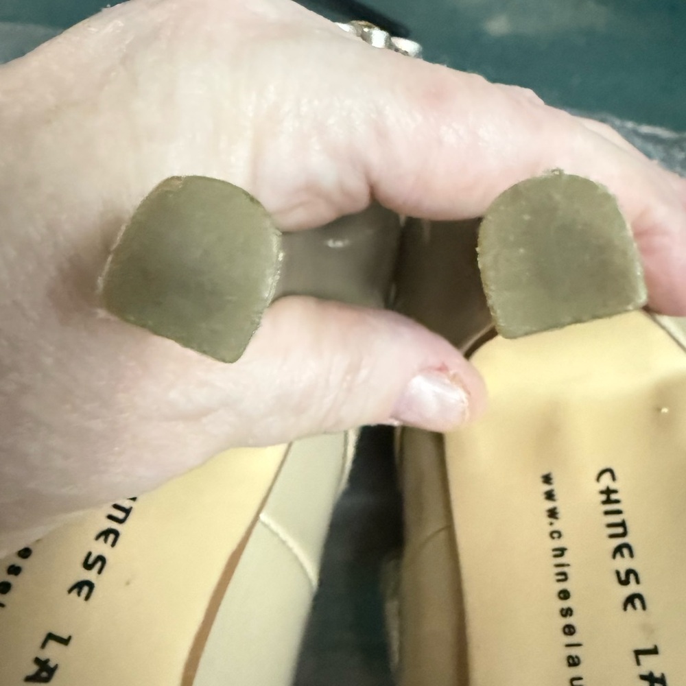 Patent Leather Chinese Laundry heels.  *Like new!!**  F*ck me pumps!!! - Picture 12 of 14